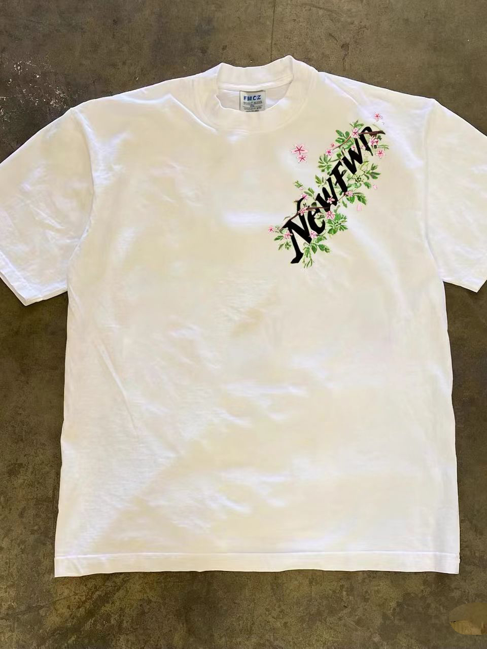 アメリカンスタイルの花柄プリント純綿半袖Tシャツストリートウ - Streetwear Brand With Flowers のレビューと価格